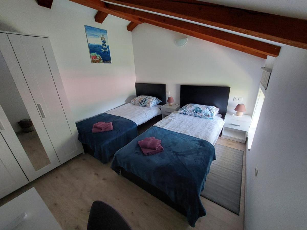 Apartman Sunset Plomin Exterior photo