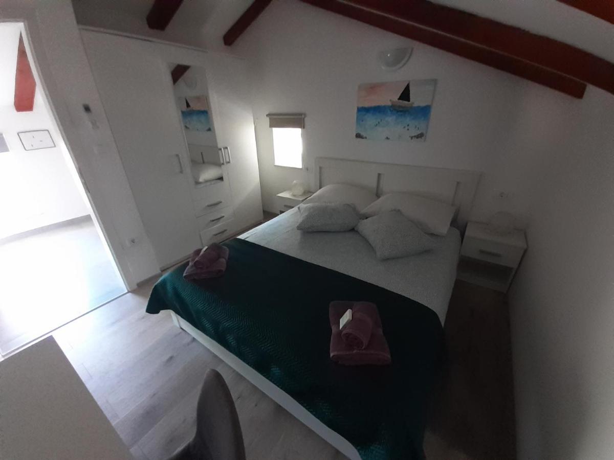 Apartman Sunset Plomin Exterior photo